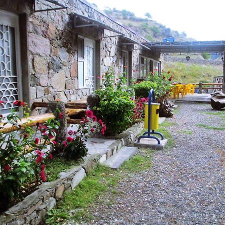 וארדזיה Sada Guesthouse מראה חיצוני תמונה